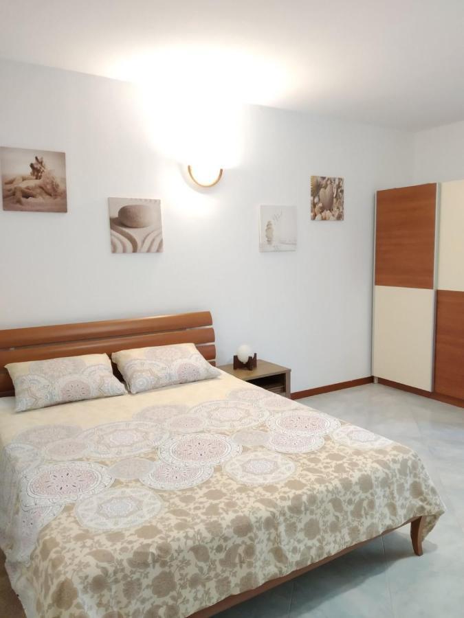 Studio apartman Erika Liznjan Bagian luar foto